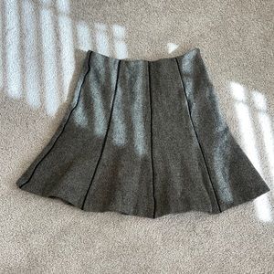 Ralph Lauren Wool Skirt with faux leather piping.